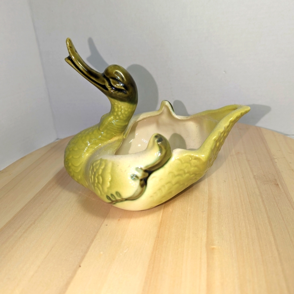 Hull Pottery Duckling Swan Vintage